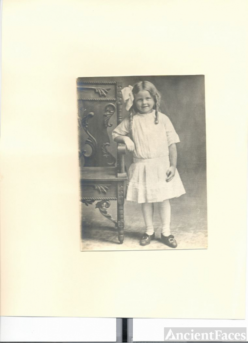 Poss. Neice of Inga Olsen Zetterstrom.