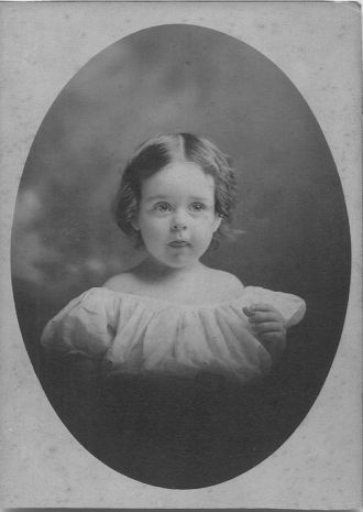 Gladys Amelia (Walker) Tatu, 1898 New York