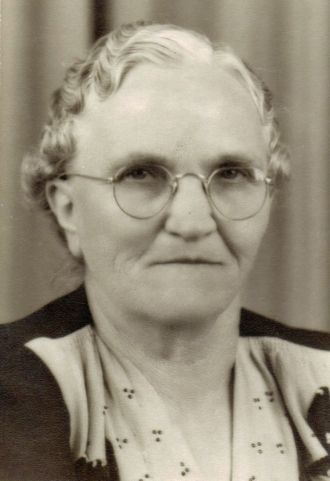 Louise Boester Hassebrock