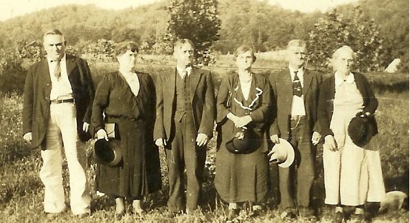 Herman E. Dyer with siblings -no background