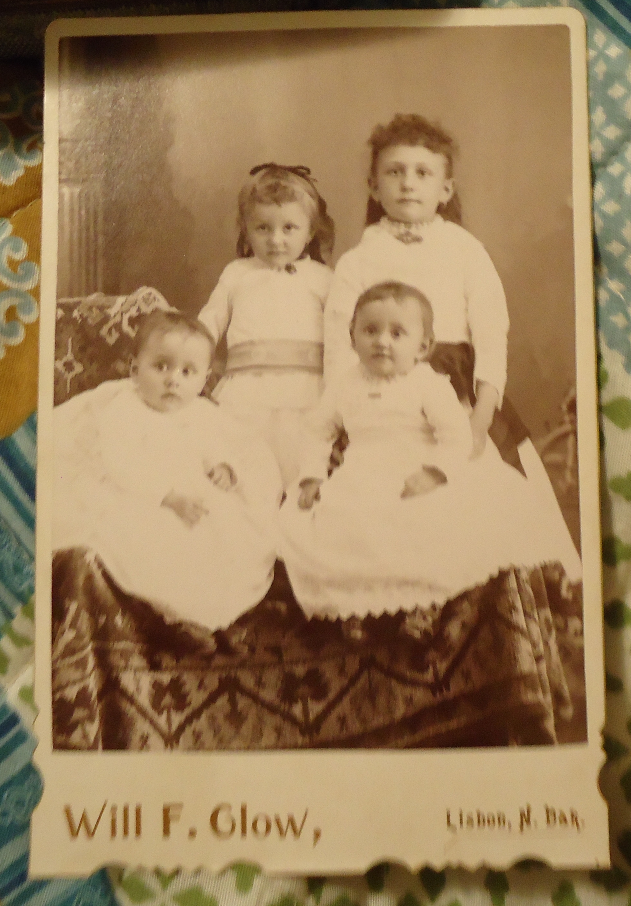Four unknown children, North Dakota