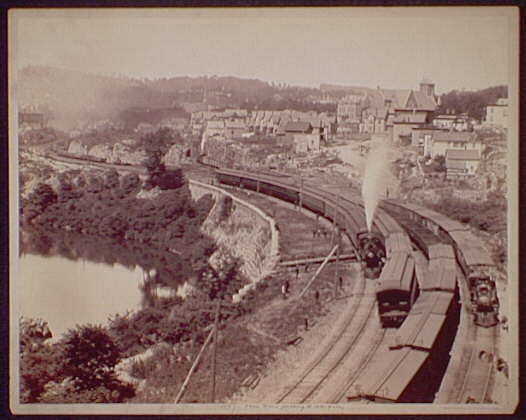 Four trains passing Little Falls