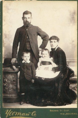Unknown Cason family photograph