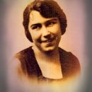 A photo of Elinor Bates (Smith) Davis
