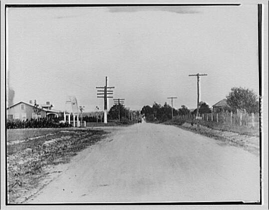Highways. Highway near Corinth, Mississippi