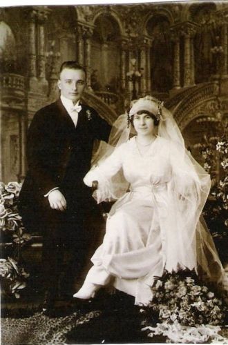 Anna & Rudolph Hinze wedding day
