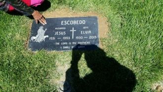 Elvia and Jesus Escobedo gravesite