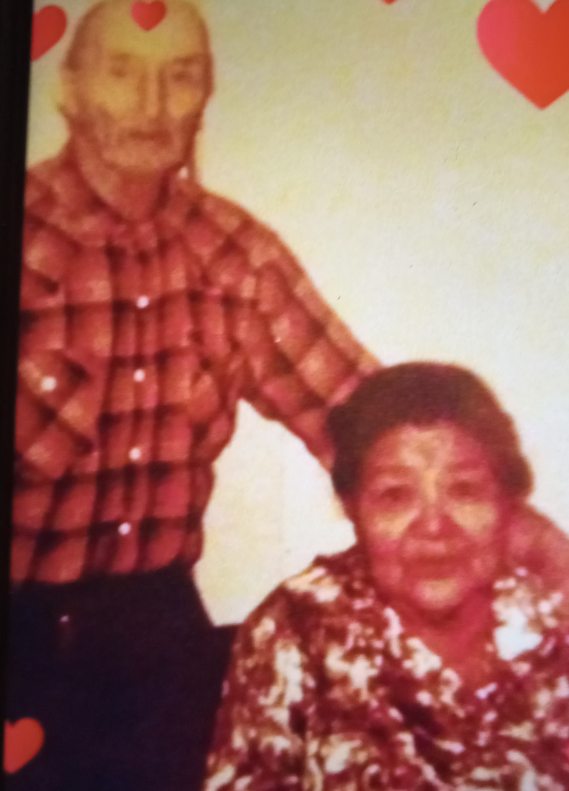 Vicente Romero, Wife Reyes Romero