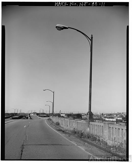 11. VIEW NORTHEAST, TYPICAL LIGHT POLE Route 1...