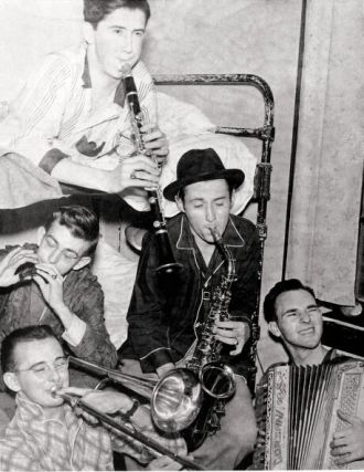 Fred Wagner & friends, Ohio, 1941