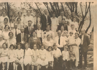 Trover family reunion 1922 (2)
