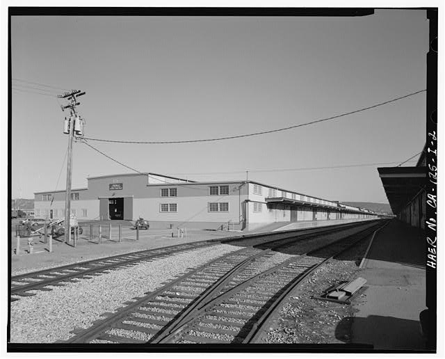 2. OBLIQUE VIEW OF WEST AND SOUTH FACES, BUILDING 807. -...