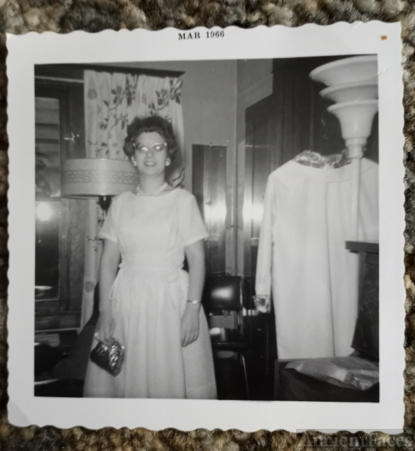 Graduation photo Pamela Claire Thompson