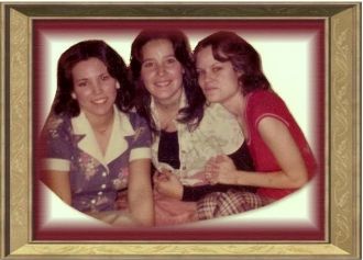 Daughters of Bob and Margie Clark