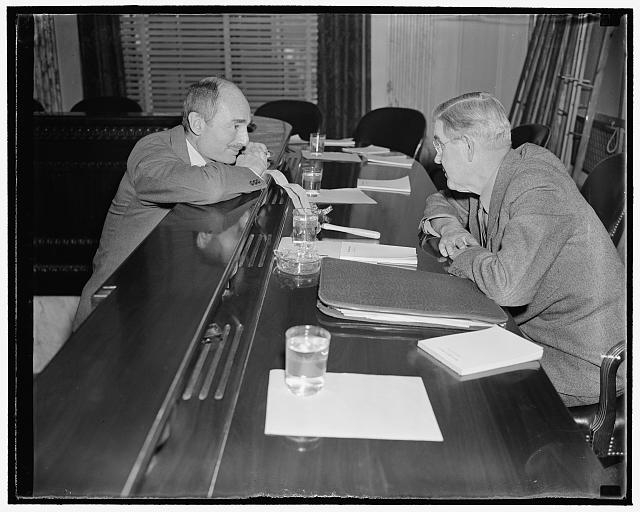 TVA Chairman and Chief Counsel confer. Washington, D.C.,...