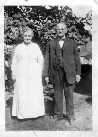 Sarah (Wells) & William Blest, 1920