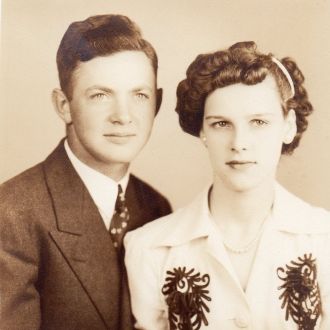 Gail & Anita N Sesker, 1944
