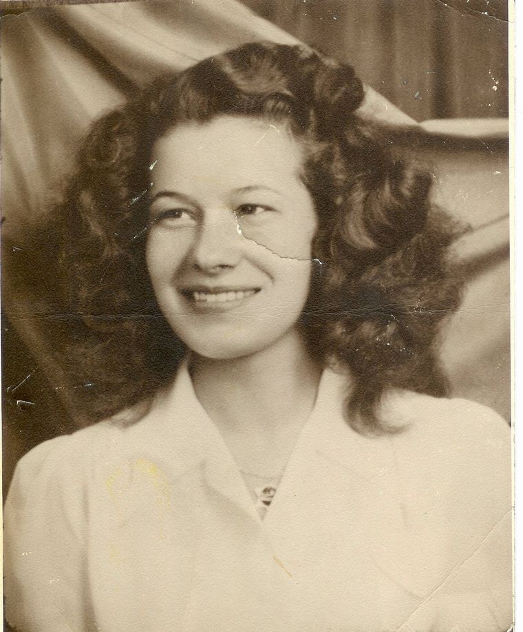 Beverly Hope Scobell 1944