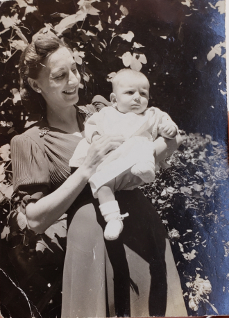 1932 Anna DeNapoli/Consentino with Baby