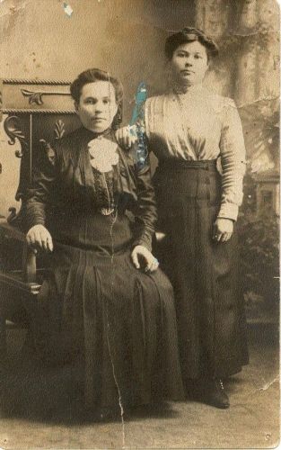 Marie and Terecia Hertelendi