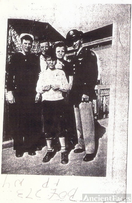 Noeldechen Family WWII
