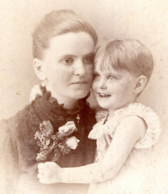 Ida Whitcomb and Florence Whitcomb