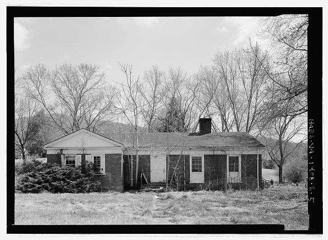 Elevation of north facade, with scale - Blue Ridge...