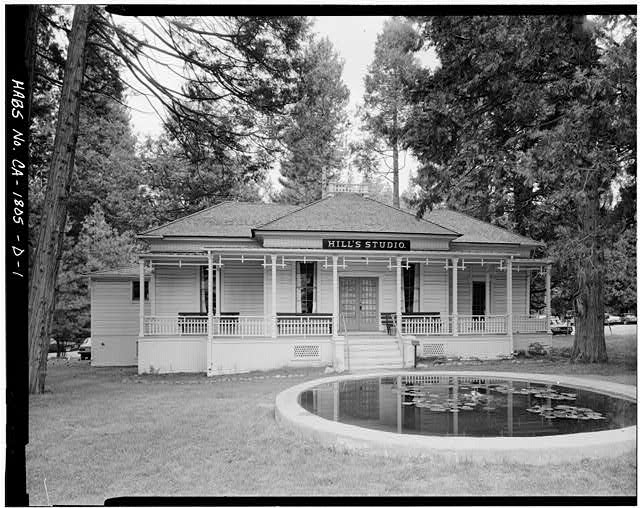 1. SOUTH FRONT AND FOUNTAIN - Wawona Hotel, Thomas Hill...