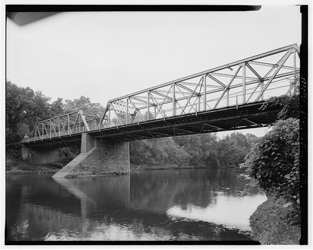 2. VIEW OF NORTHWEST SIDE OF BRIDGE, LOOKING EAST -...