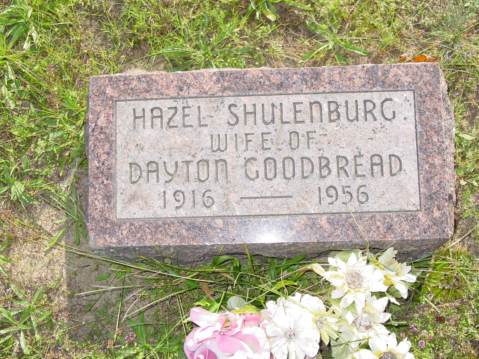 Hazel (Shulenburg) Goodbread gravesite 