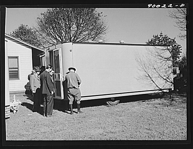 Palace mobile home. Expansion trailer for emergency...