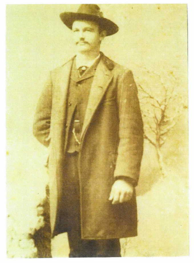 Amos Lundien