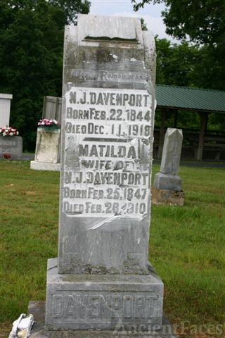 Newton John Davenport gravesite