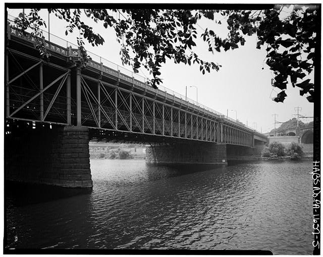 5. NORTH SIDE, LOOKING SOUTHWEST - Girard Avenue Bridge,...