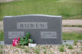 John & Tennie Bowen Gravesite