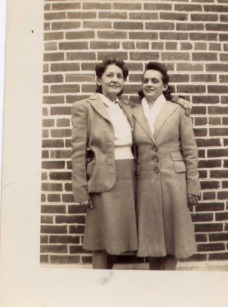 Roxy Wyatt & Gladys Goss