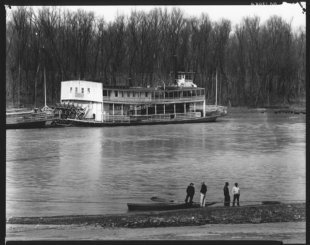 Ferry and river men. Vicksburg, Mississippi