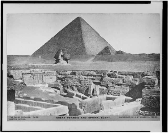Great pyramid and sphinx, Egypt / The Perry Pictures.