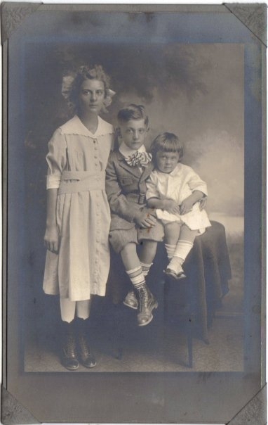Alma, Don, & Albert Bradovich, 1920's