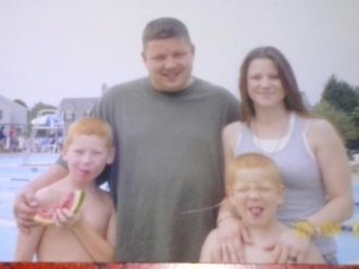 Robert Sasnett Jr family