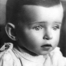 A photo of Ruth Shternfeld