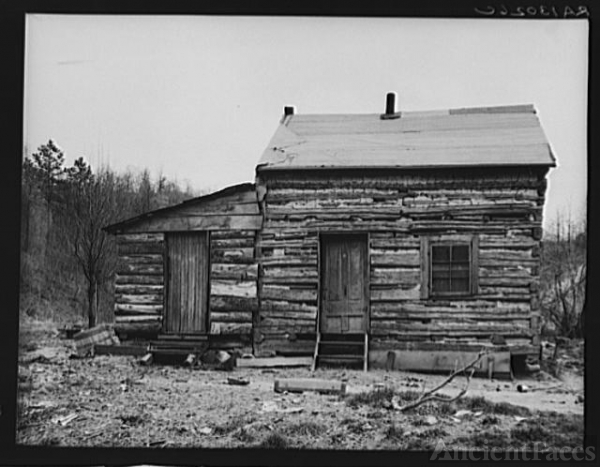 Home of family to be resettled. Ross-Hocking land...