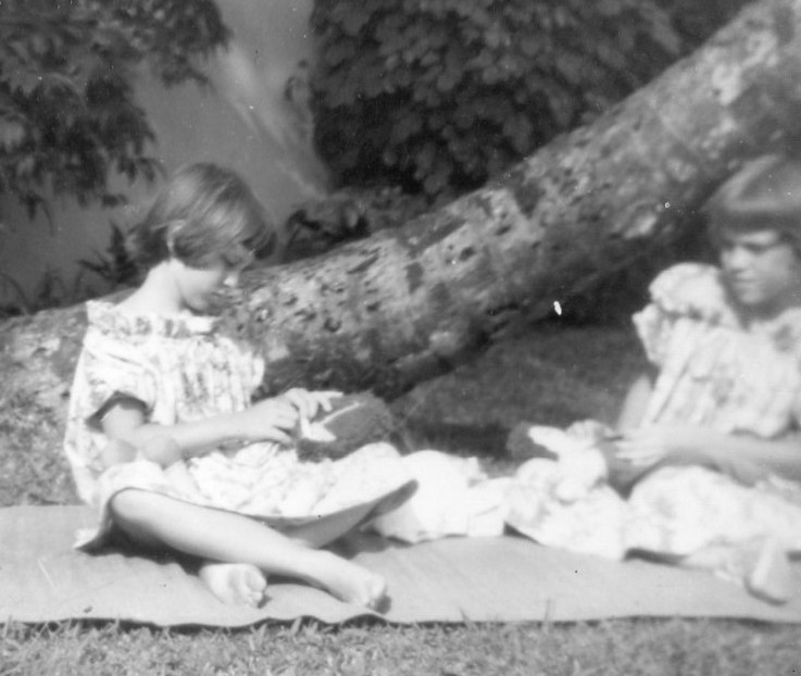 Pinkley girls, Easter 1962