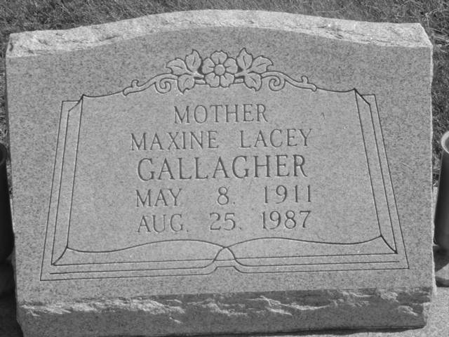 Maxine Fox gravestone