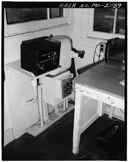 39. CONTROLS FOR LIFT MACHINERY & RAIL LOCKS IN BRIDGE...