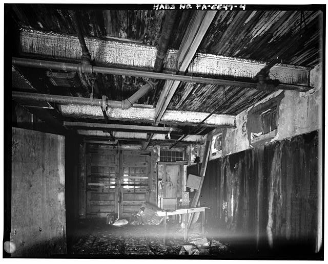 4. FIRST FLOOR, LOOKING SOUTHWEST 219 FERRY STREET -...