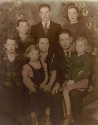 Claude & Jewell Dooley Family